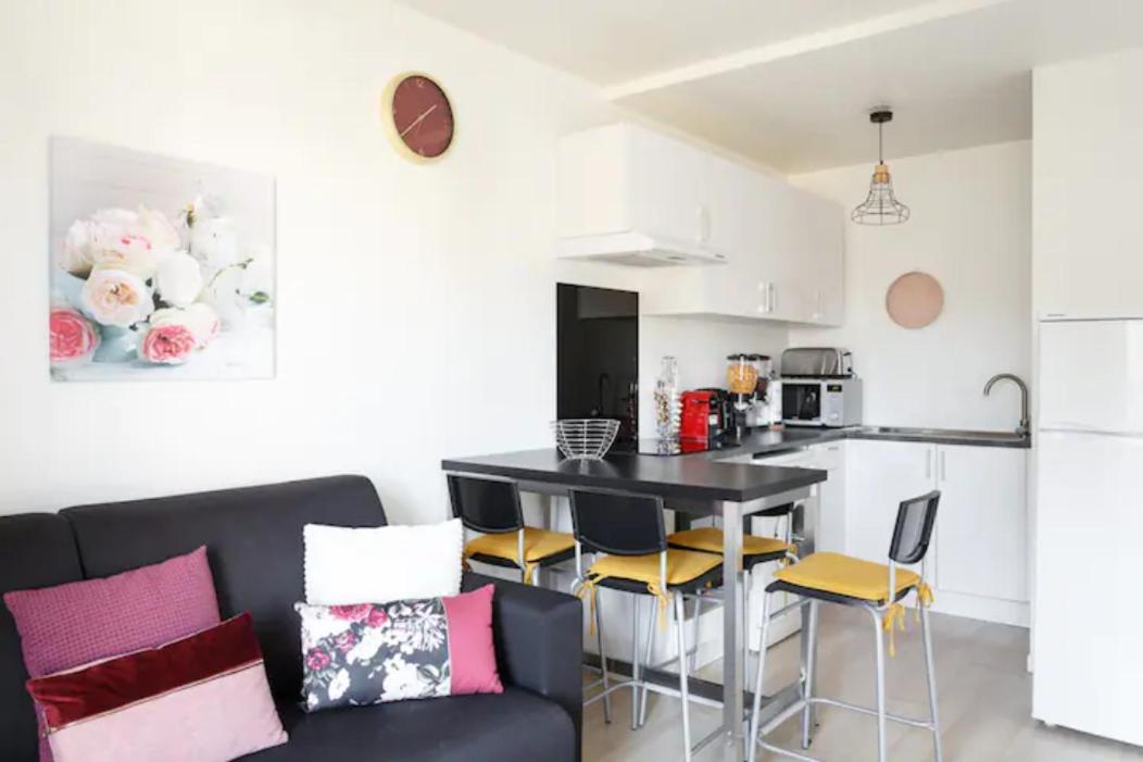 Appartement Cozy : 10/15 Min Des Champs Elysee ซัคทรูวิลล์ ภายนอก รูปภาพ
