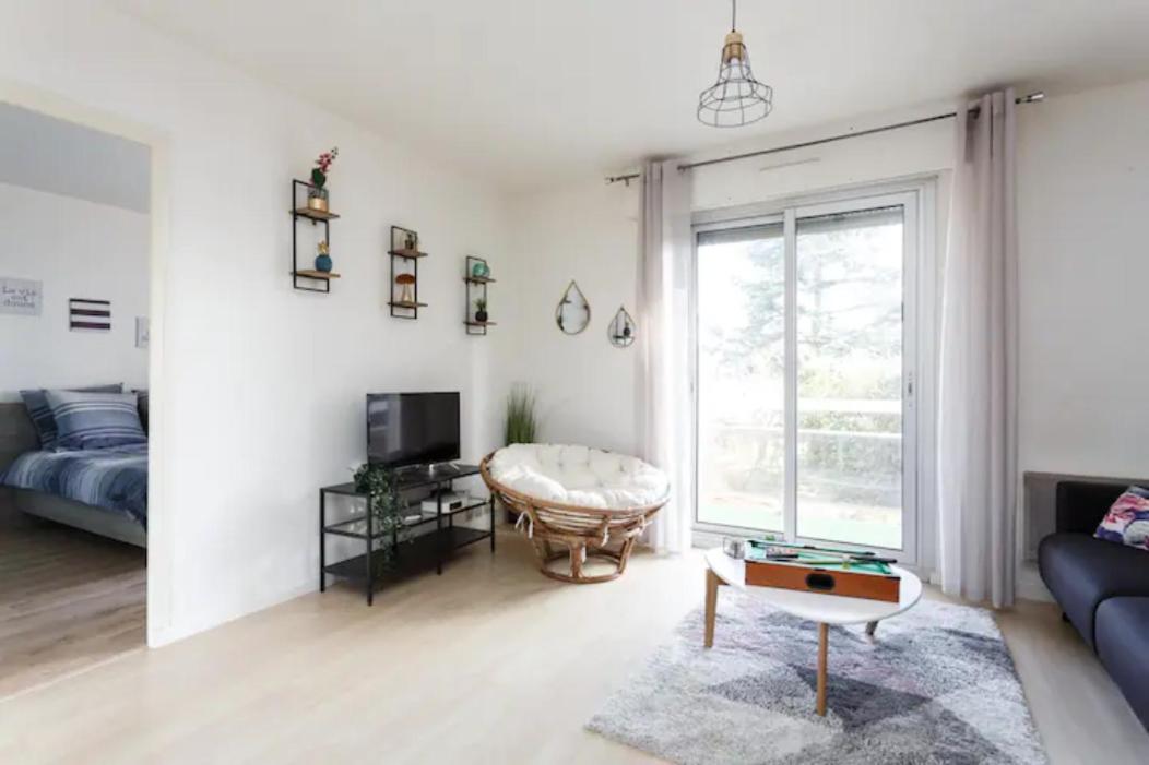 Appartement Cozy : 10/15 Min Des Champs Elysee ซัคทรูวิลล์ ภายนอก รูปภาพ