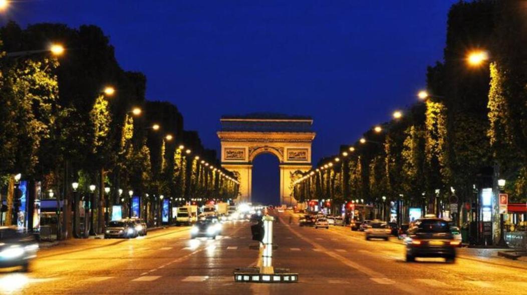 Appartement Cozy : 10/15 Min Des Champs Elysee ซัคทรูวิลล์ ภายนอก รูปภาพ